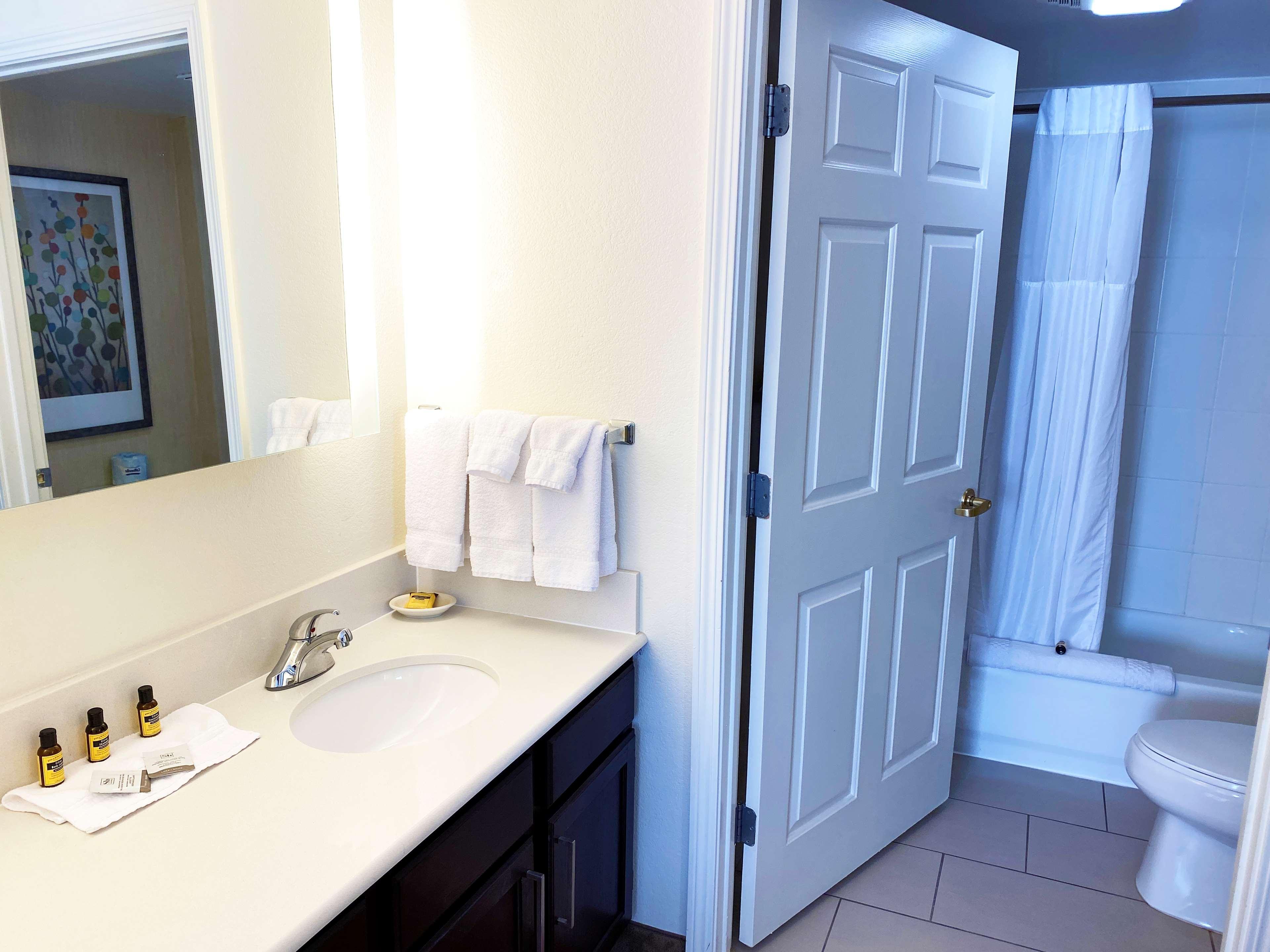 Residence Inn Columbus Worthington מראה חיצוני תמונה